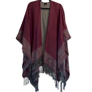 V. Fraas Woman's Fringe Poncho One Size Festival Cowboy Boho Hippie